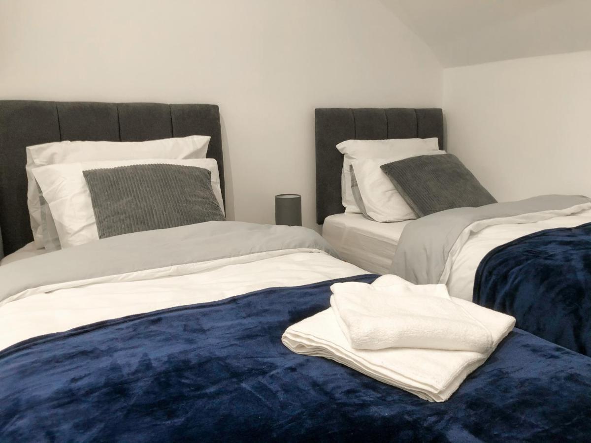 10Min To City - Free Parking - Private Studio - Contractor Friendly Manchester Zewnętrze zdjęcie